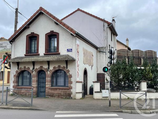 Immeuble à vendre  199 m 2   MONTIGNY LES METZ  - 57
