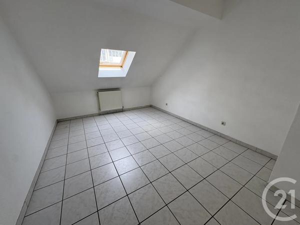 Immeuble à vendre  199 m 2   MONTIGNY LES METZ  - 57