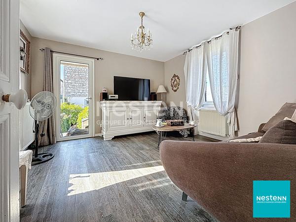 A 10 min de Feurs, ROZIER-EN-DONZY, maison rénovée de 68,92 m2 habitables sur terrain 763 m2 avec grand garage