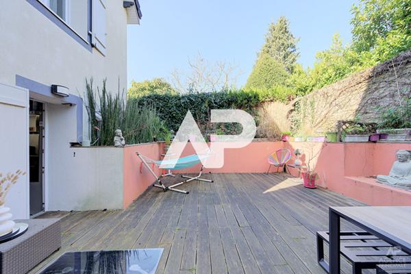 Maison Rueil Malmaison 5 pièce(s) 105m² €775 000 ** - Référence 19771