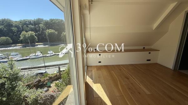 Appartement
                                                                                                                                                                                                                                                                                                                        4 pièce(s)                                                                                                                                                                                                          2 chambre(s)                                                                                                                                                                                                          82.39  m²