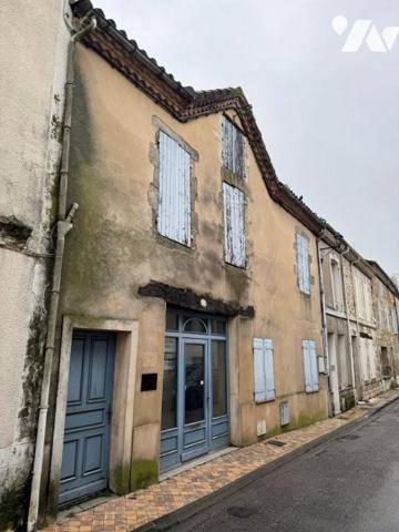 COEUR DE NERAC, IMMEUBLE DE 180M² 