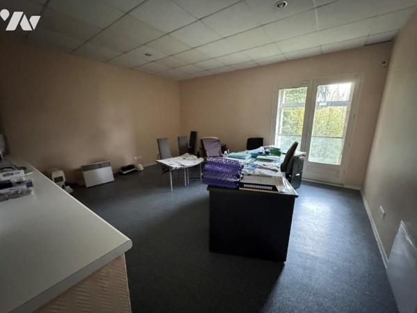COEUR DE NERAC, IMMEUBLE DE 180M² 