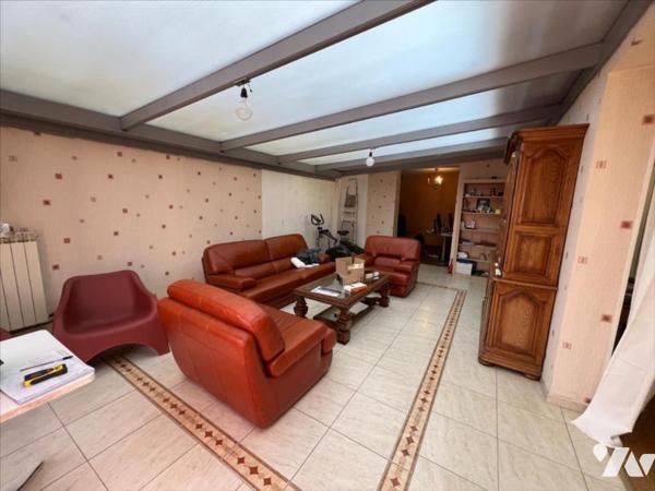 AXE ZONE FARMAN PAVILLON PL PIED 125 m² sous/sol garage
