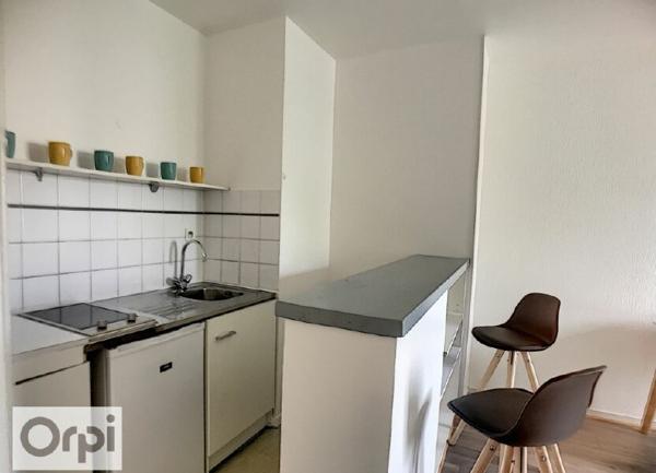 Appartement à louer  2 pièces • 33,96 m2 Montluçon