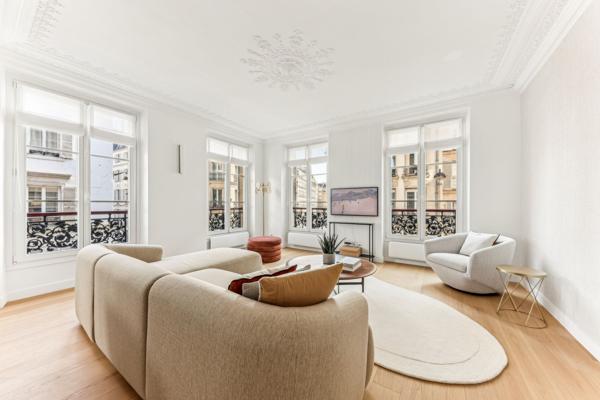 Vente Appartement de luxe Paris 7 4 Pièces 79 m²