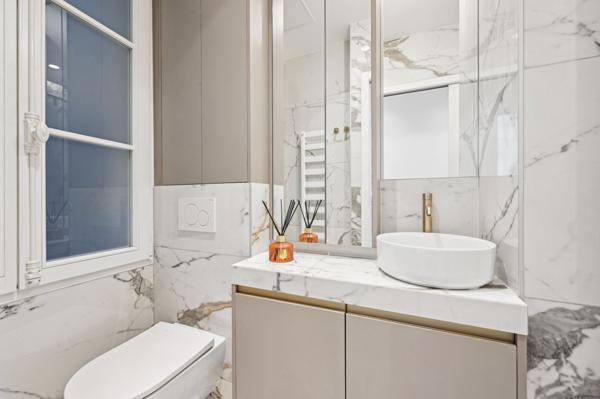 Vente Appartement de luxe Paris 7 4 Pièces 79 m²