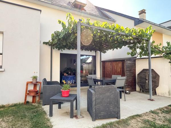 Maison de 3 chambres à Trélazé avec jardin et garage pour investisseurs !