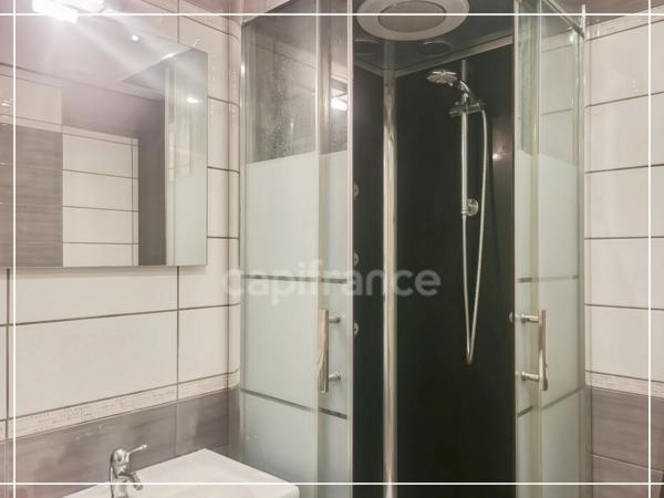 Studio meublé – Secteur Port, Plages et Commerces