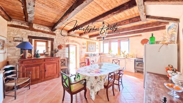 Lauzerte, Tarn-et-Garonne (82) — Propriété rénovée en pierres près de Montauban avec piscine