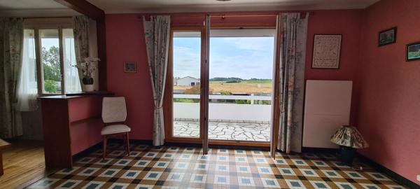 Maison Gorges 4 P . 3 Chs . 84.1 M² . T 719 M² . Balcon . Garage . Sous sol