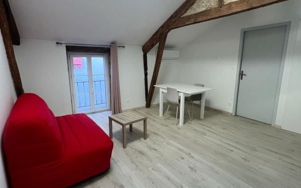 Appartement à louer    2 pièces •  Aire-sur-l'Adour