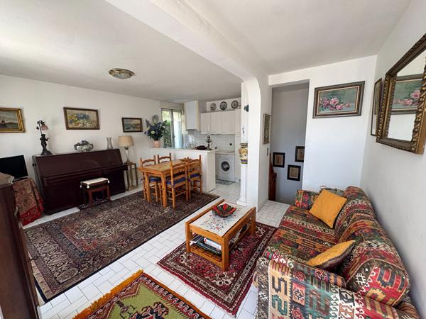 Appartement Royan 4 pièce(s) 73.08 m2 Royan Appartement Royan 4 pièce(s) 73.08 m2 Royan
