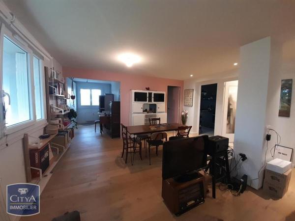 Appartement à louer 2 pièces 65.7m² Oullins (69600)