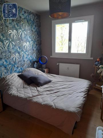 Appartement à louer 2 pièces 65.7m² Oullins (69600)
