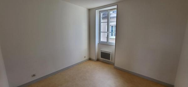 Bel immeuble 2 logements pour locatif