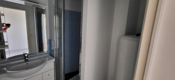 Bel immeuble 2 logements pour locatif