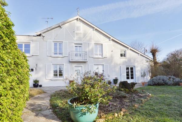 Vente Maison 7 pièces 158 m2 à Crosne