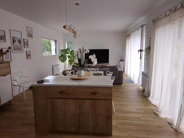 Vente Maison 4 pièces à Ploumagoar