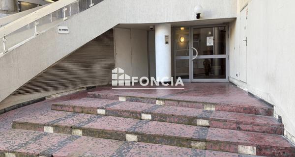 À vendre Parking 14 m² - Paris 75010