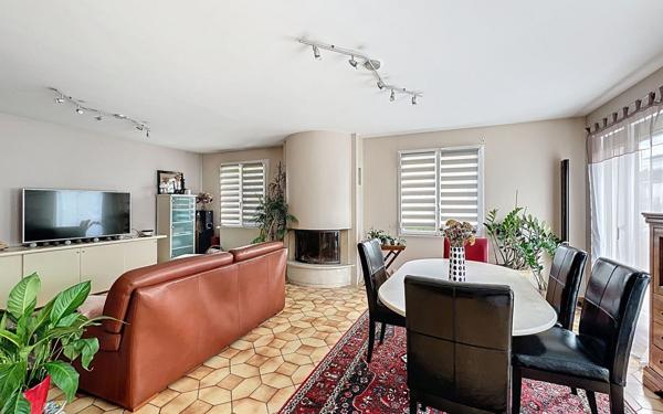 Maison à vendre    4 pièces •  Bry-sur-Marne