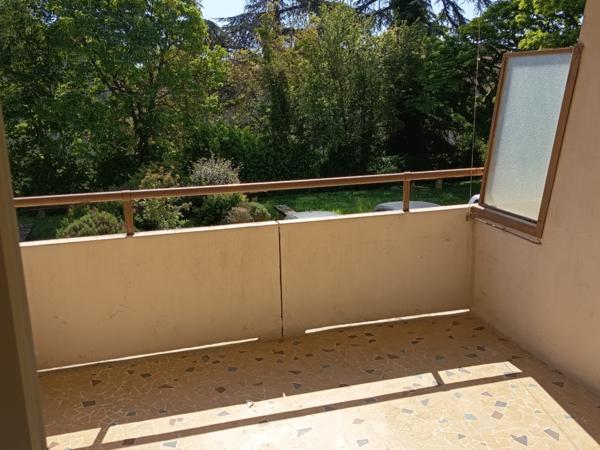 À vendre - T2, 2 pièces situé à Aubenas (07200)