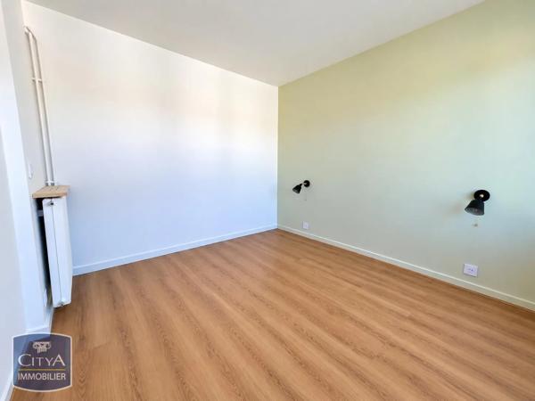 Appartement à louer 4 pièces 82.55m² Chamalières (63400)
