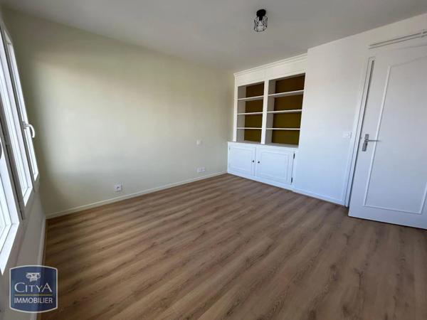 Appartement à louer 4 pièces 82.55m² Chamalières (63400)