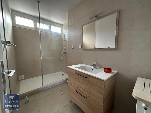 Appartement à louer 4 pièces 82.55m² Chamalières (63400)