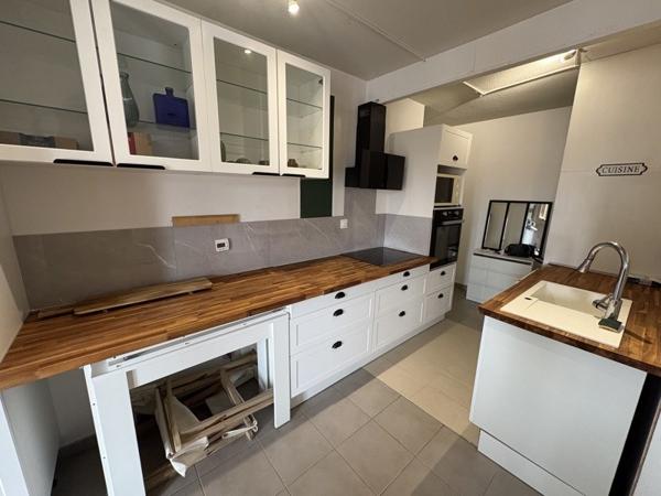 Appartement à louer 700 € CC Villenave-d'Ornon 1 pièce 33 m² DPE C