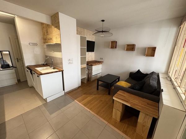 Appartement à louer 700 € CC Villenave-d'Ornon 1 pièce 33 m² DPE C