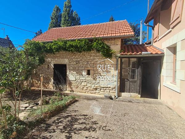 86530 NAINTRE Maison Naintre 4 pièce(s) 122.58 m²