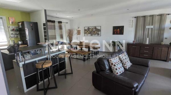 Maison plain pied avec piscine 4 pièce(s) 101 m2