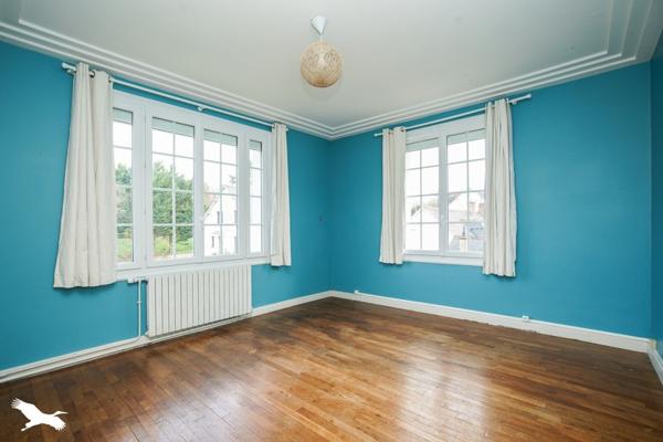 Maison à vendre |                                       Veigné |                                        8 pièces  |  240 m²