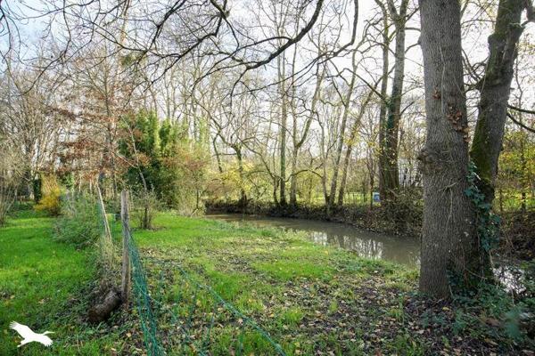 Maison à vendre |                                       Veigné |                                        8 pièces  |  240 m²