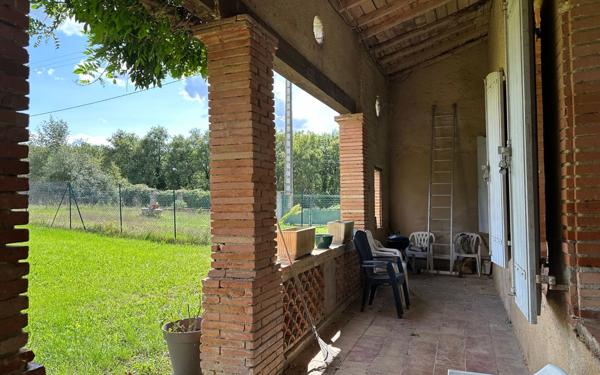 Maison à vendre    9 pièces • 305 m2 Saint-Étienne-de-Tulmont