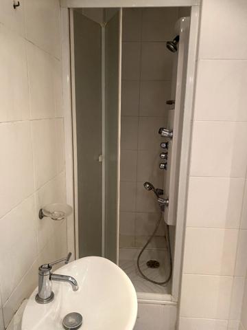 Studio lumineux de 23m2 au calme, à deux pas du Canal