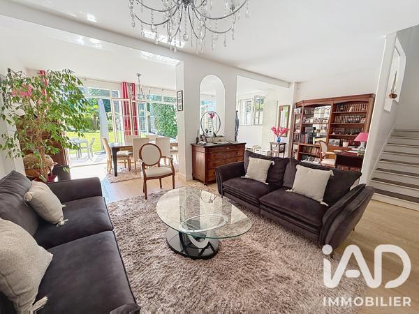 Maison à vendre 7 pièces 193 m² Vaucresson