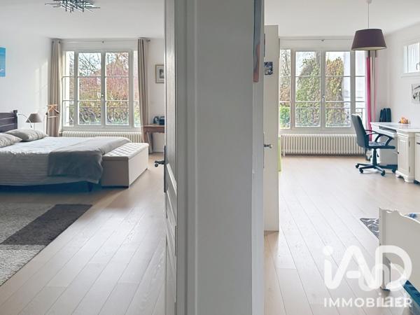 Maison à vendre 7 pièces 193 m² Vaucresson