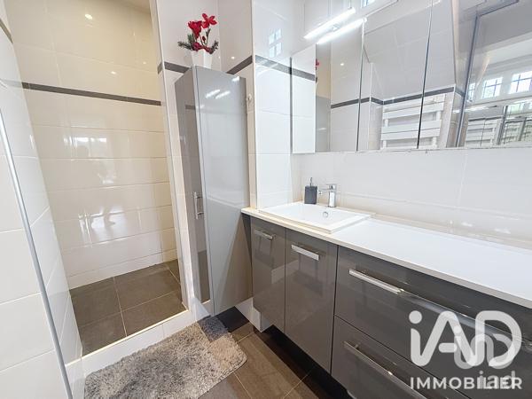 Maison à vendre 7 pièces 193 m² Vaucresson