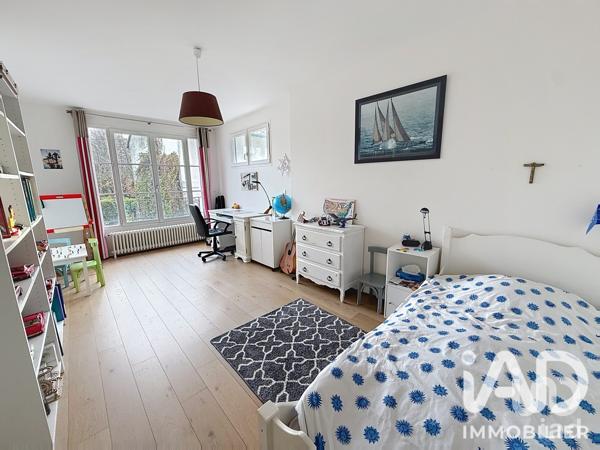 Maison à vendre 7 pièces 193 m² Vaucresson
