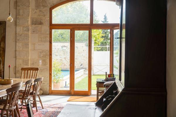 Propriété en pierre de 15 pièces avec piscine sur 4.5 hectares (30)