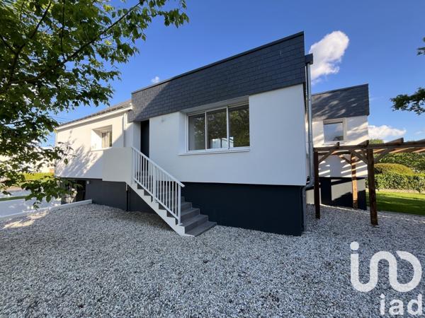 Maison 6 pièces de 114 m² à Sautron (44880)