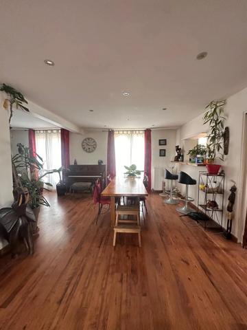 Vente                                                      Maison
                        
                                                            à Chaumontel