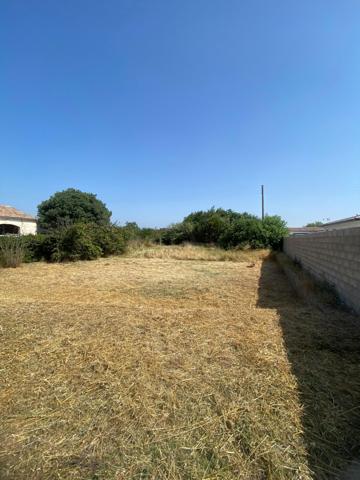 Terrain de 305m², hors lotissement à Béziers