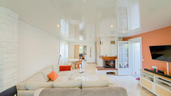 Comme une maison de plain-pied avec 2 chambres possible 3.