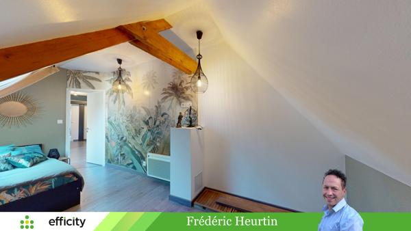 Maison
         6 pièces
        - 145 m² 330 000 € *