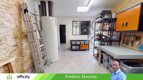 Maison
         6 pièces
        - 145 m² 330 000 € *