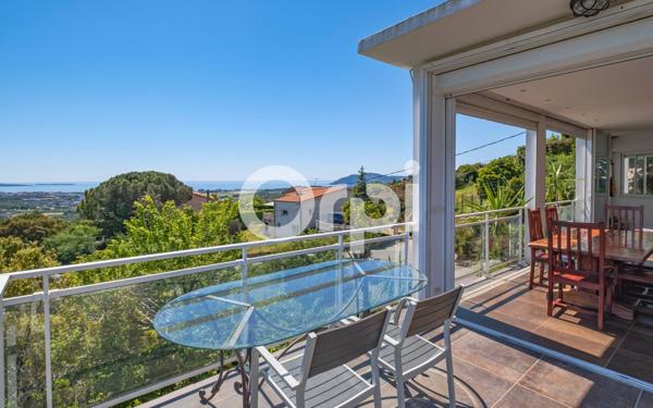 Maison à vendre    5 pièces • 153 m2 Mandelieu-la-Napoule