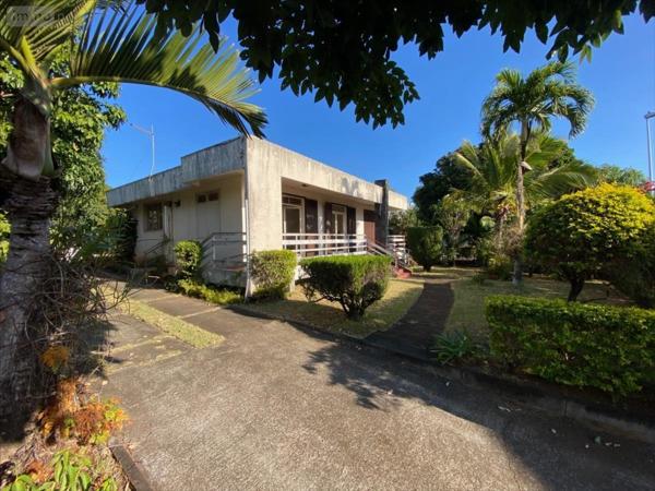 Maison à vendre à Saint-Pierre à la Réunion (97410), ref : 97410-1058074